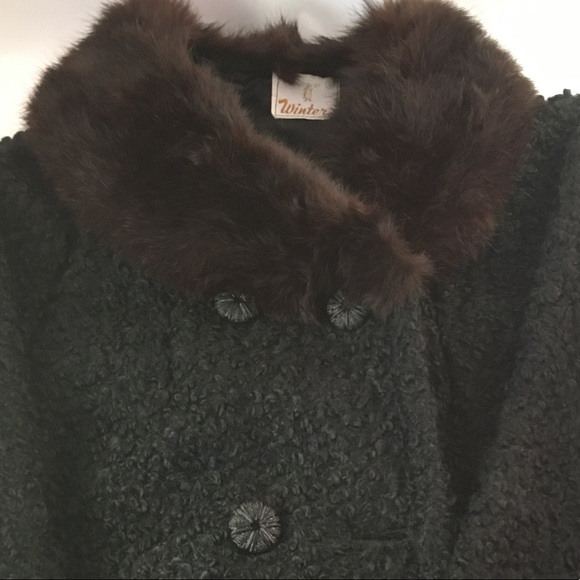 Vintage 3/4 sleeve Double Breasted Lambswool and Mink Collared Fur Coat - Picture 2 of 8